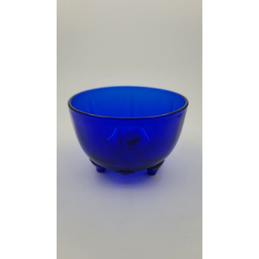 L. E. Smith? Cobalt Blue 3 Toed Bowl‎ 3" tall 4" Diameter